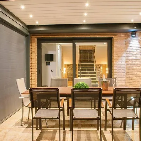 Yurimar Villa *